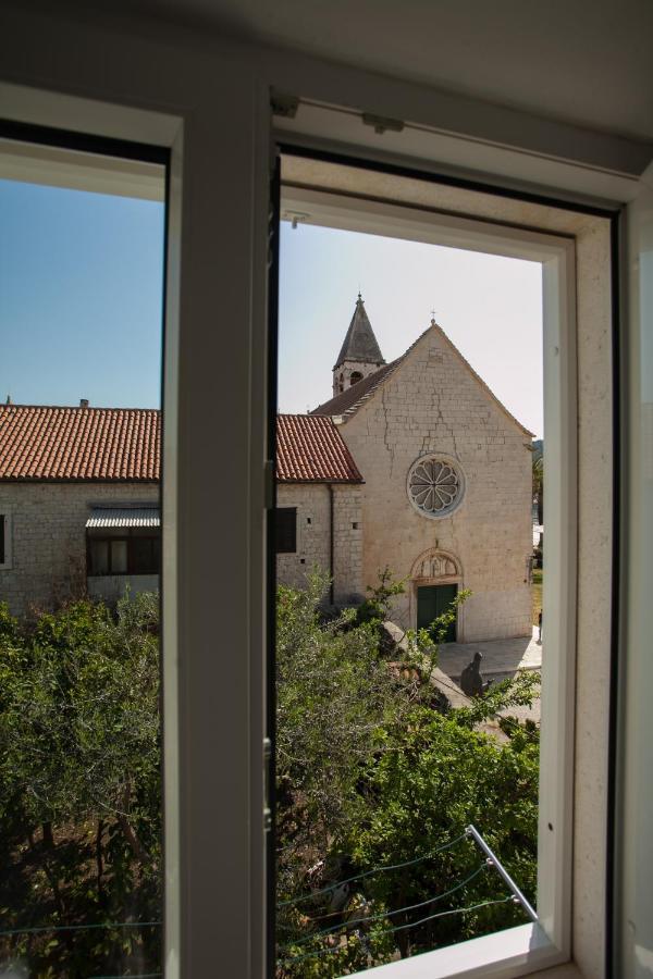 Apartments Ivomar Trogir Eksteriør bilde