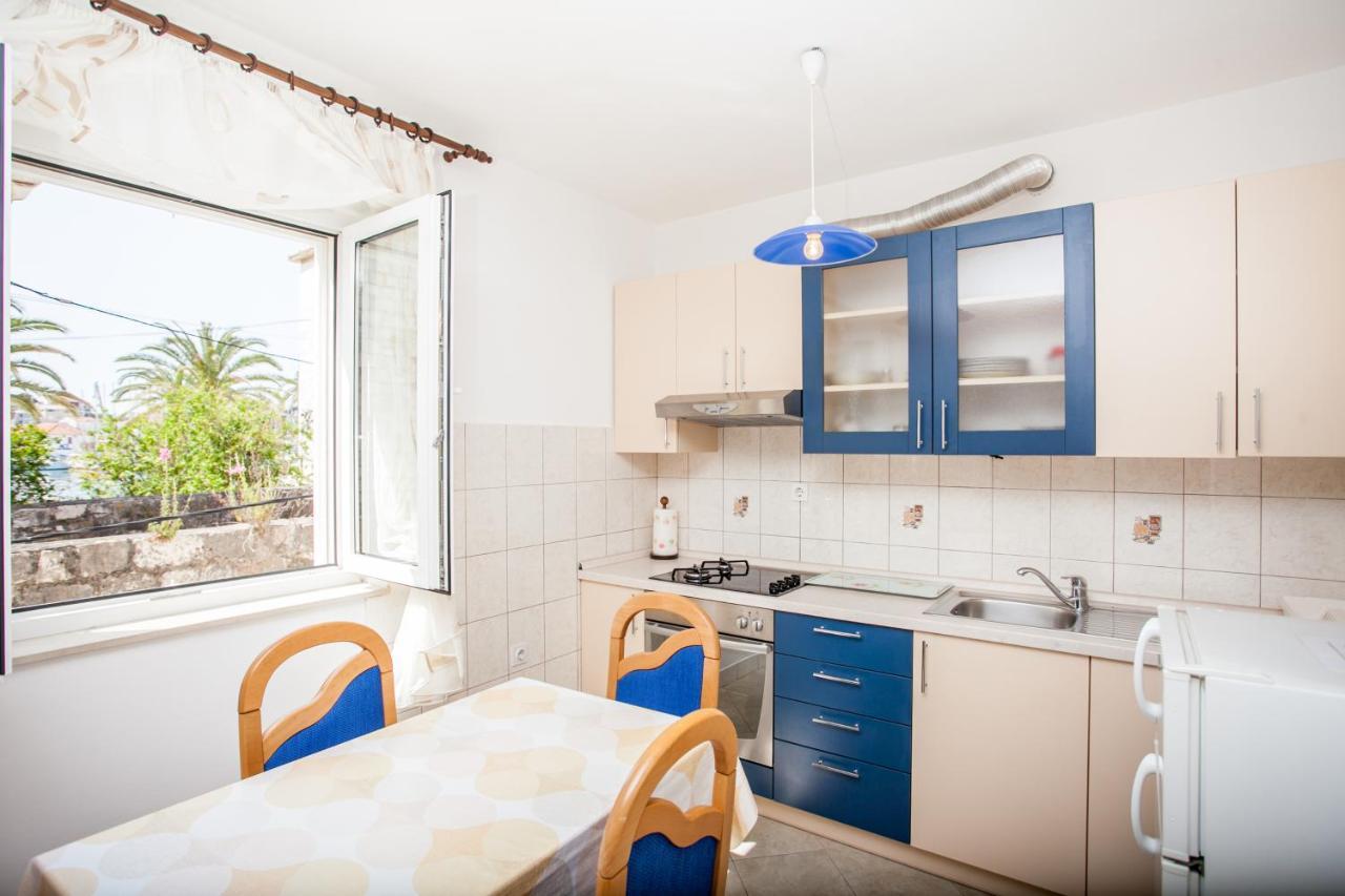 Apartments Ivomar Trogir Eksteriør bilde