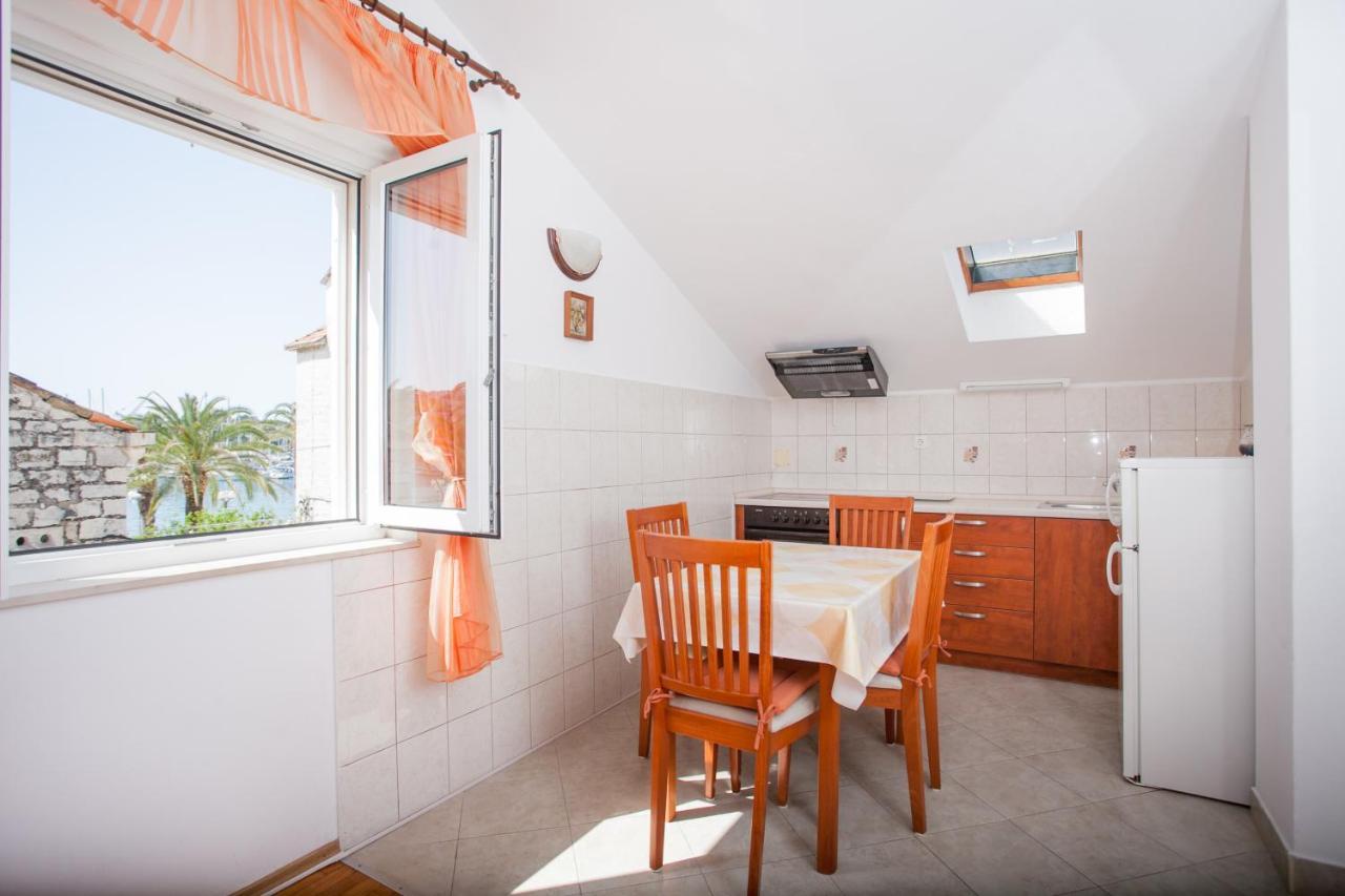 Apartments Ivomar Trogir Eksteriør bilde